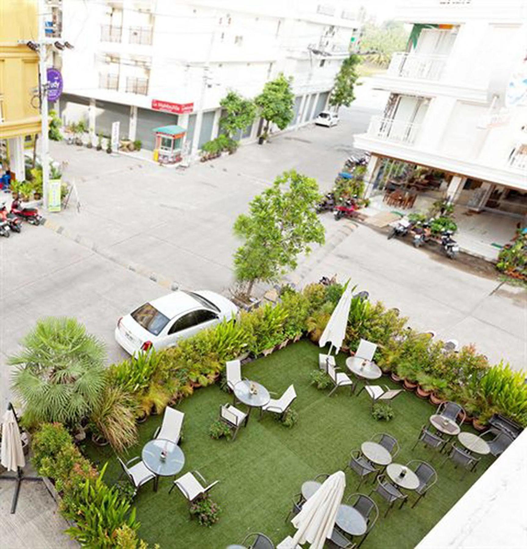 Garden Phuket Hotel Patong Kültér fotó